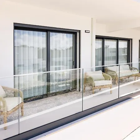 Encanto Da Foz - By Sch フォス・ド・アレーリョ